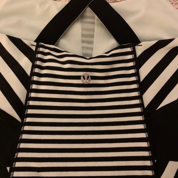 Lululemon CrissCross Back Tank - Picture 4 of 5